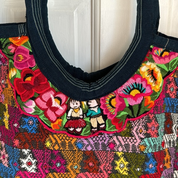 Guatemala huipil market tote - Picture 3 of 4